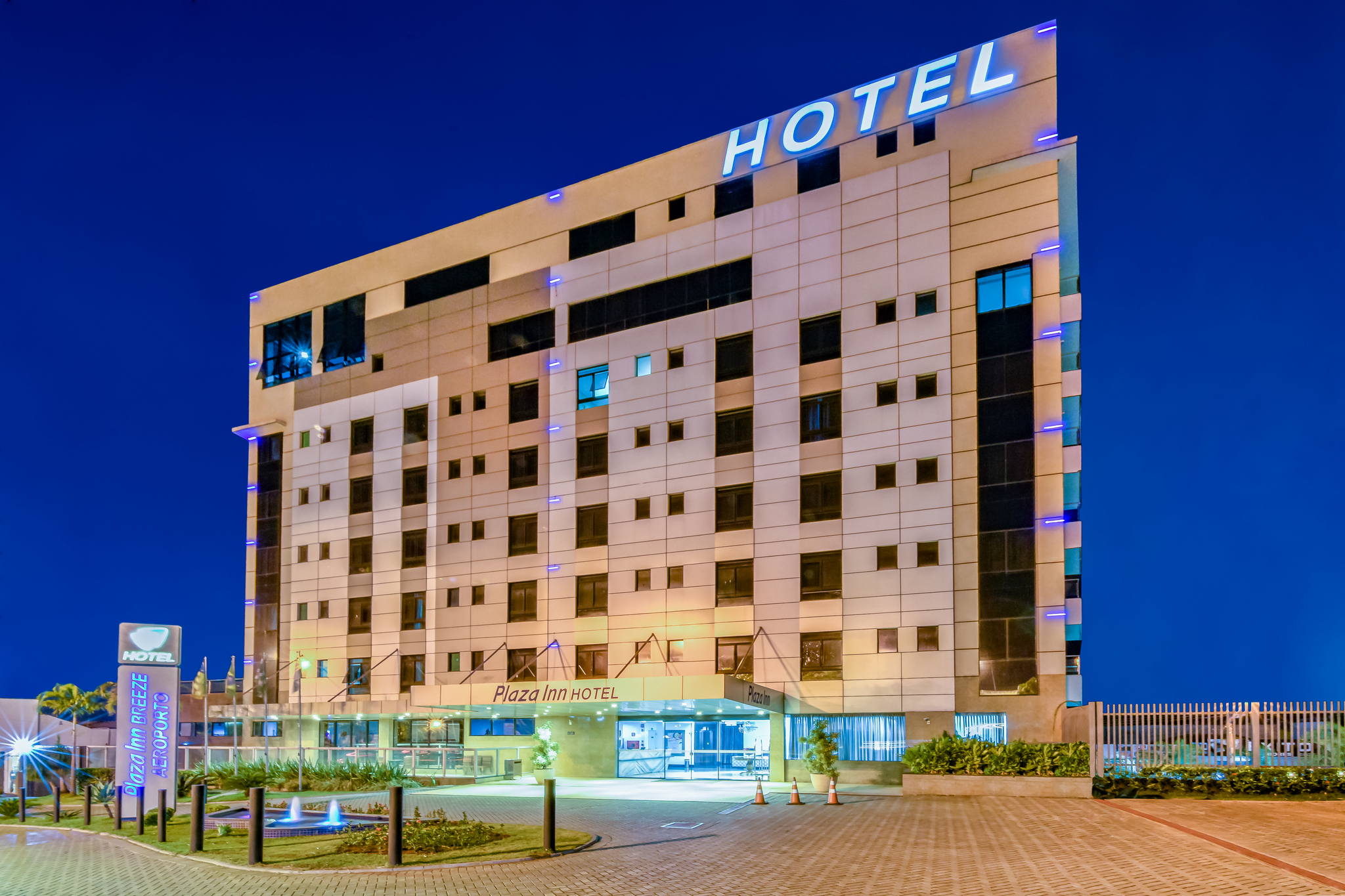 هتل Plaza Inn Breeze Aeroporto Goiânia (Goiás)