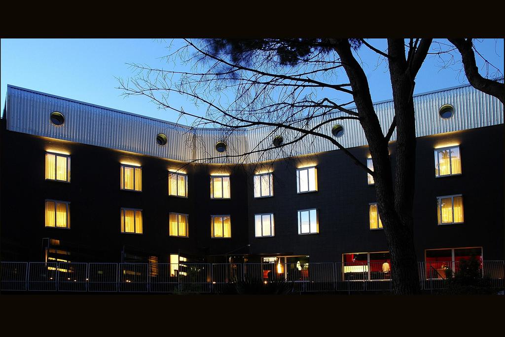 Alibaba https://cdn.alibaba.ir/ostorage/hotel/images/7FE2FB45/407EF695A7CC5B7EC54675D6D114DD6B.jpg