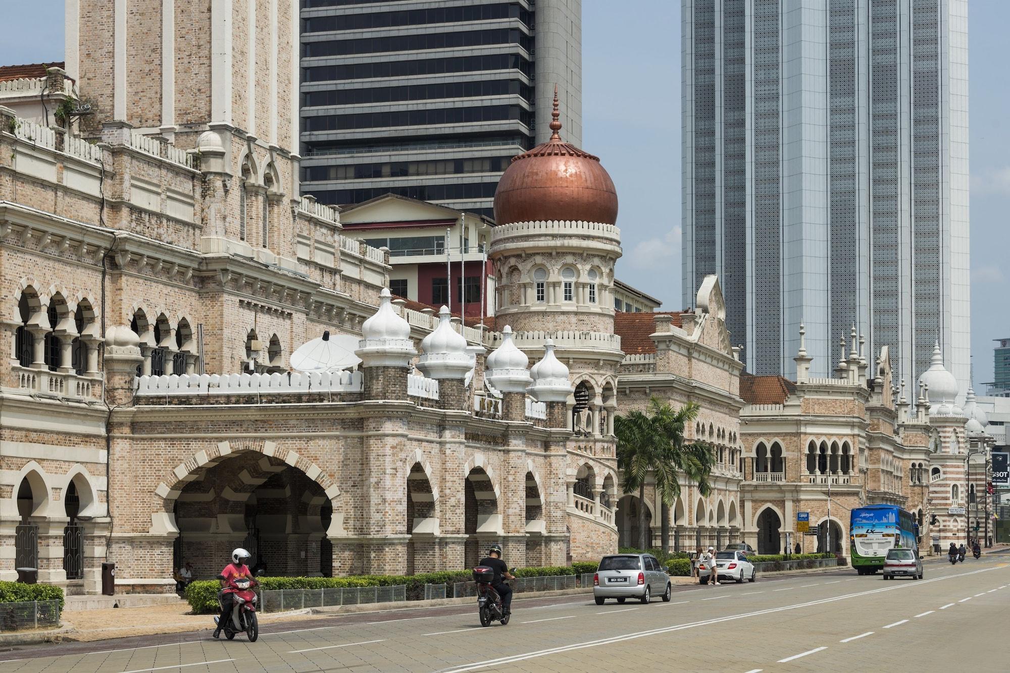 هتل W Kuala Lumpur کوالالامپور