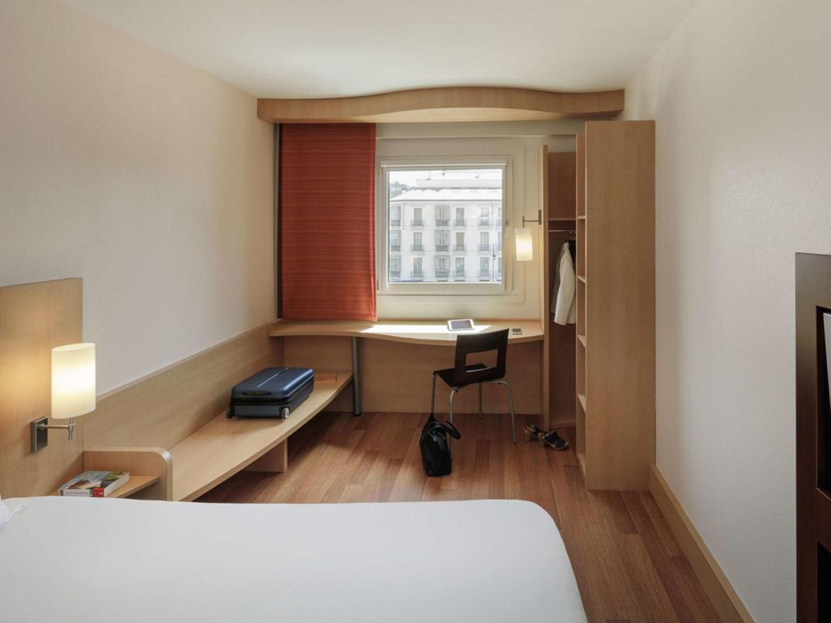 هتل ibis Malaga Centro Ciudad مالاگا