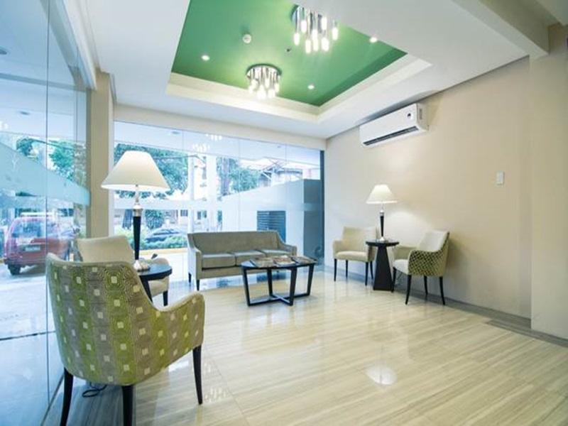هتل 88 Courtyard Hotel Pasay City