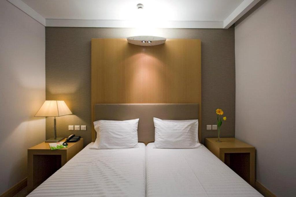 هتل Central Athens Hotel آتن