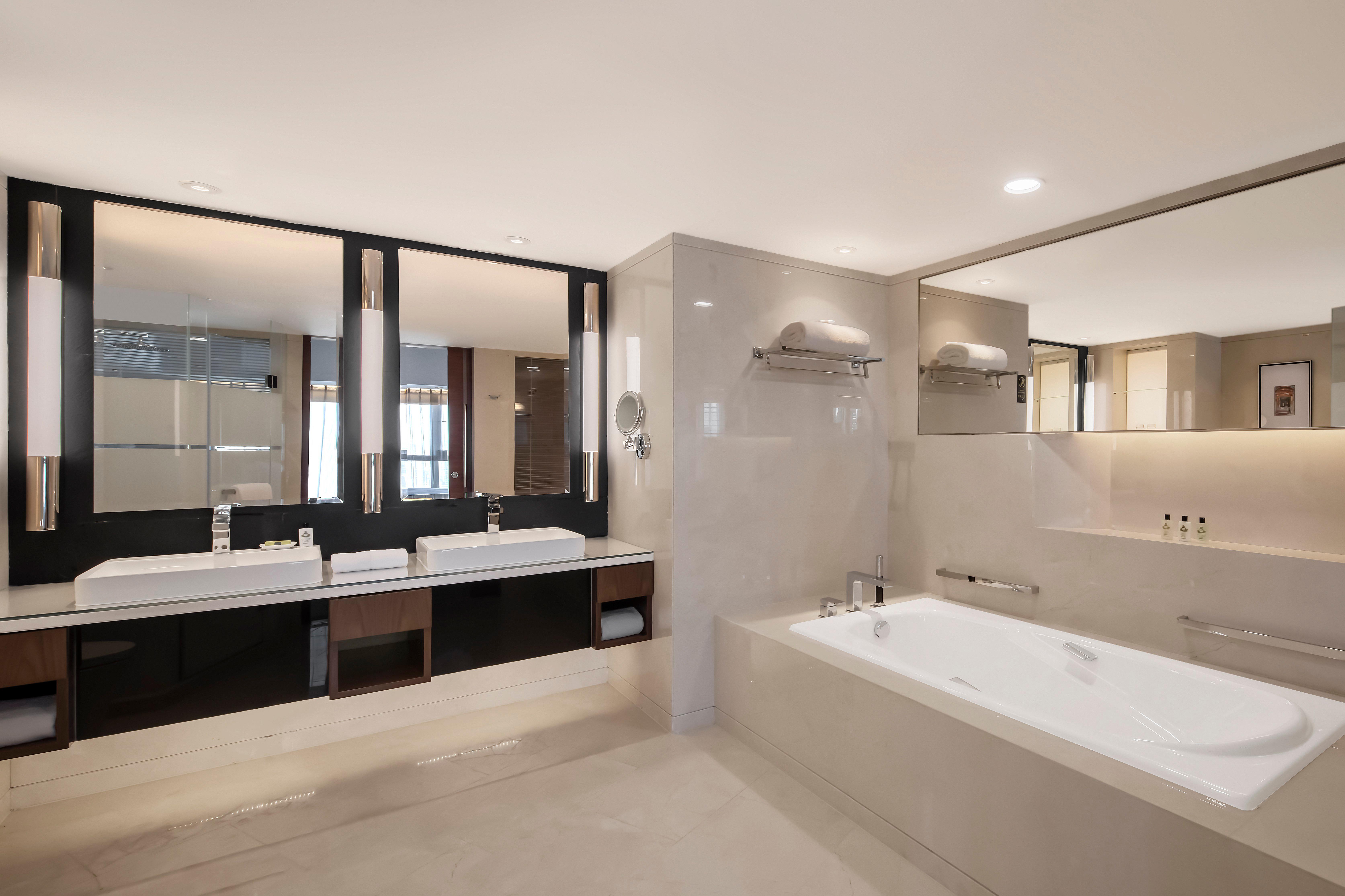 هتل InterContinental Shanghai Pudong Shanghai