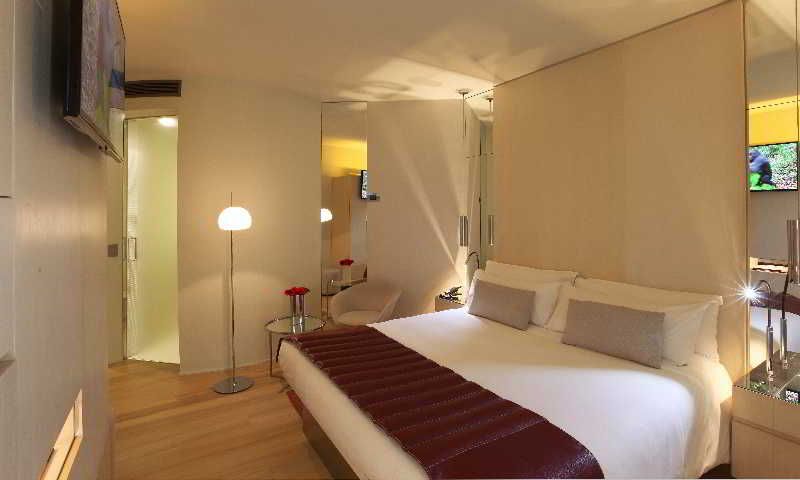 هتل Cram بارسلونا