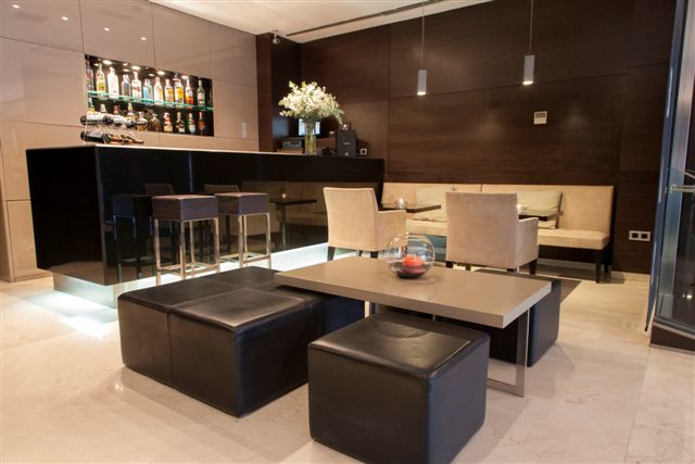 هتل Zenit Valencia والنسیا