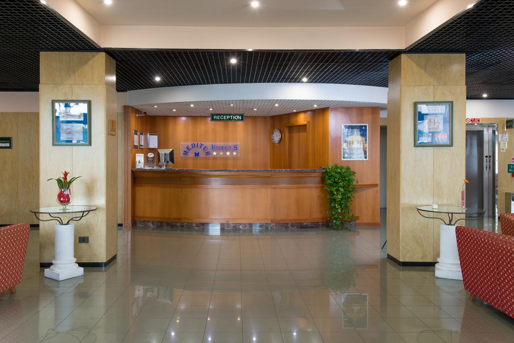 هتل Meditur Hotel Pomezia Pomezia