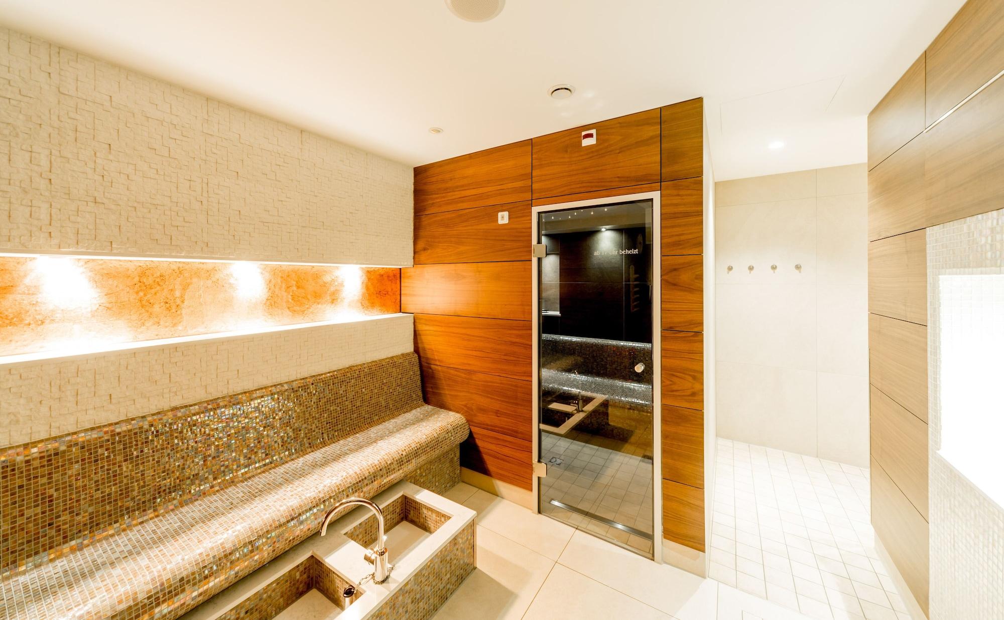 هتل Dorint Kongresshotel Düsseldorf/Neuss Neuss