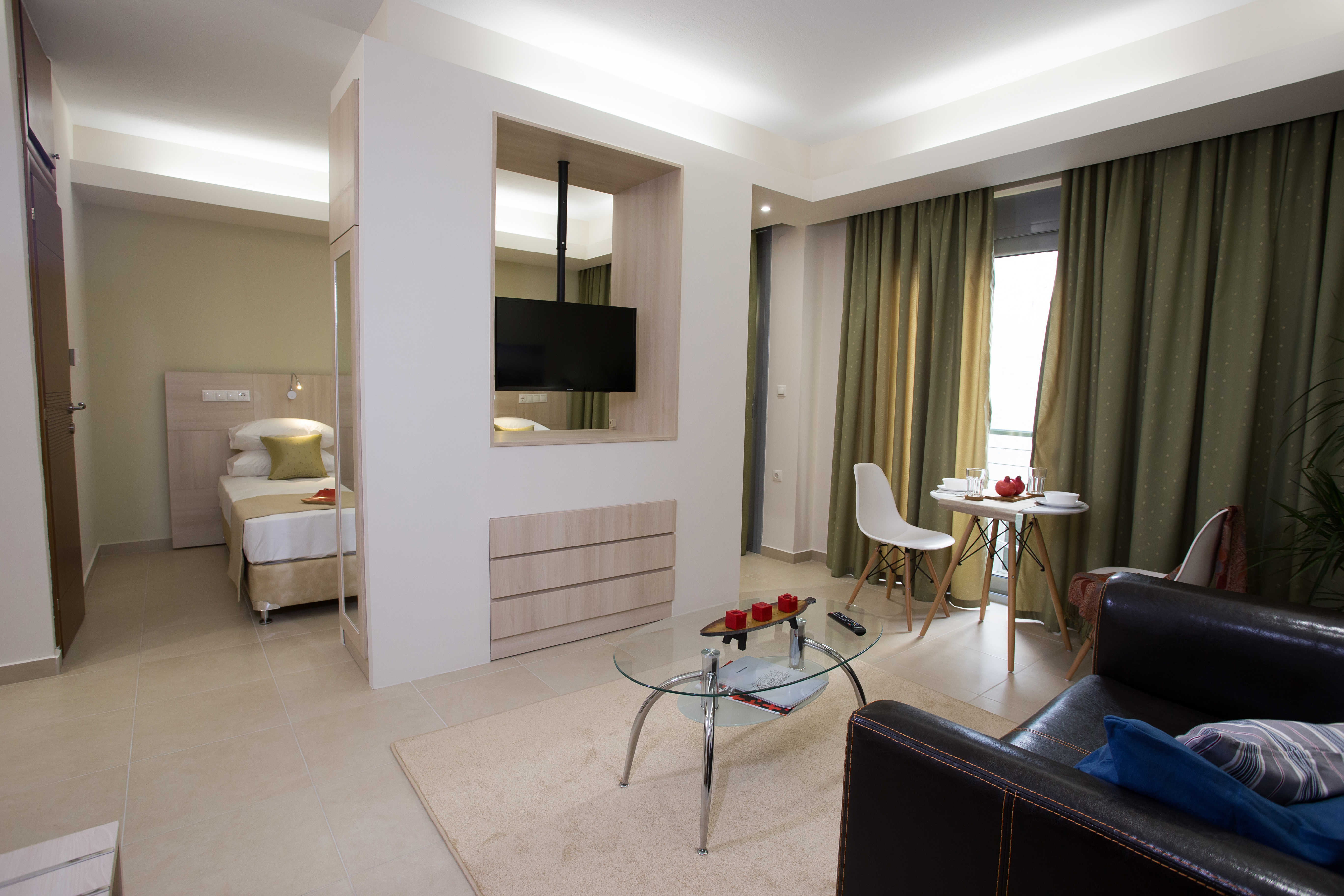 هتل Polis Apartments تسالونیکی