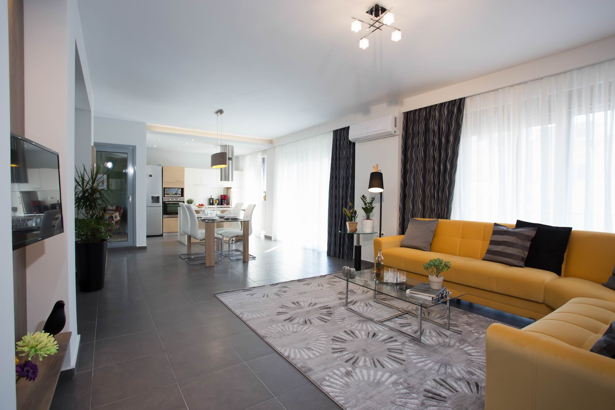 هتل Polis Apartments تسالونیکی