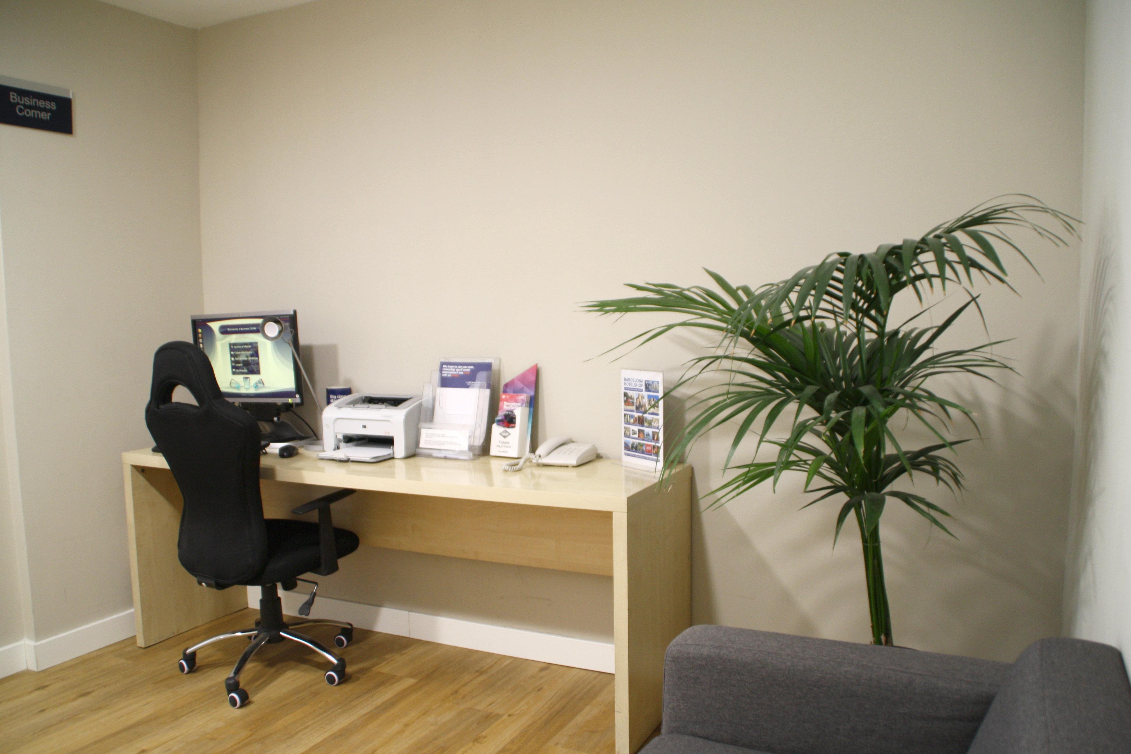 هتل Holiday Inn Express Barcelona - Montmelo Granollers