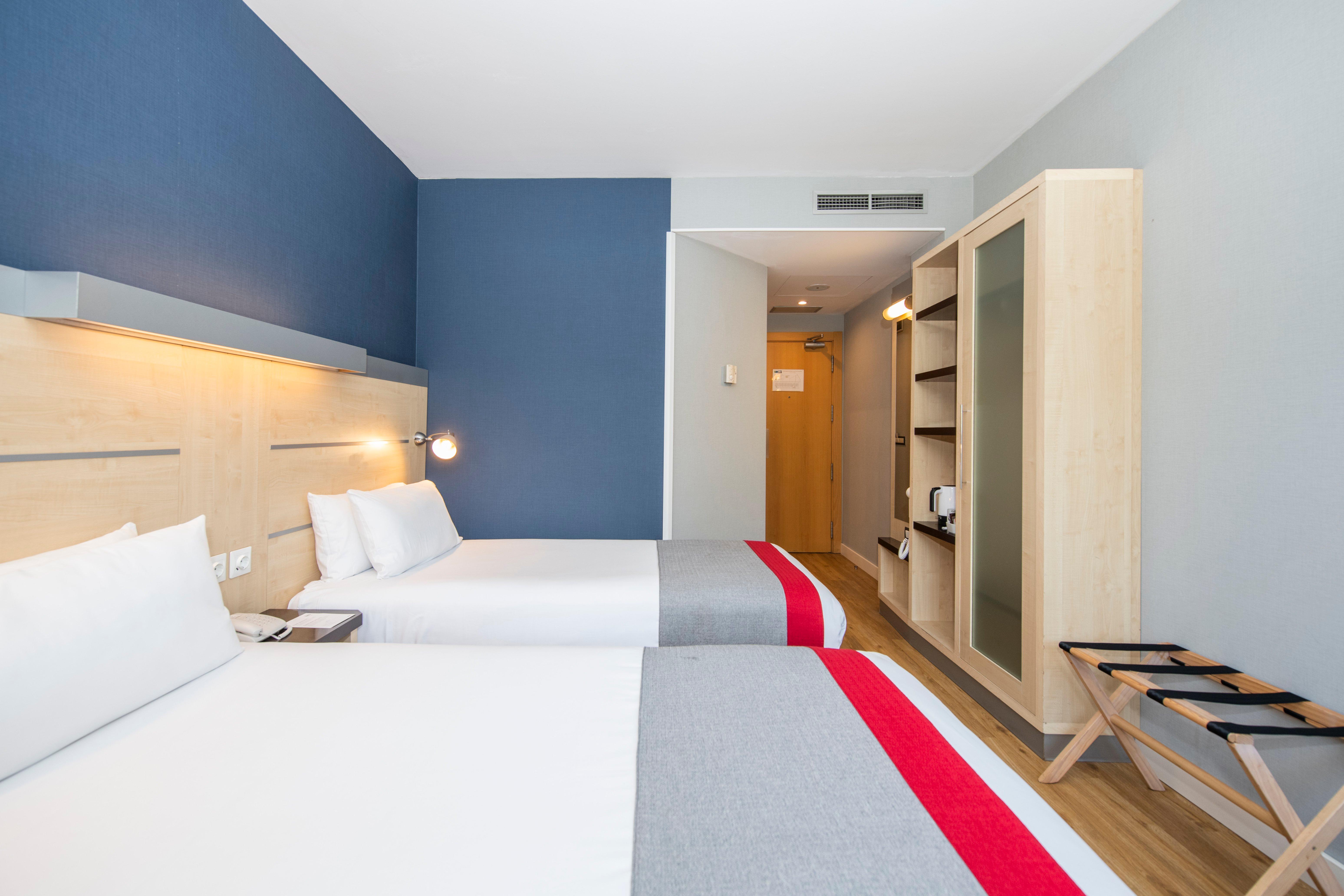 هتل Holiday Inn Express Barcelona - Montmelo Granollers