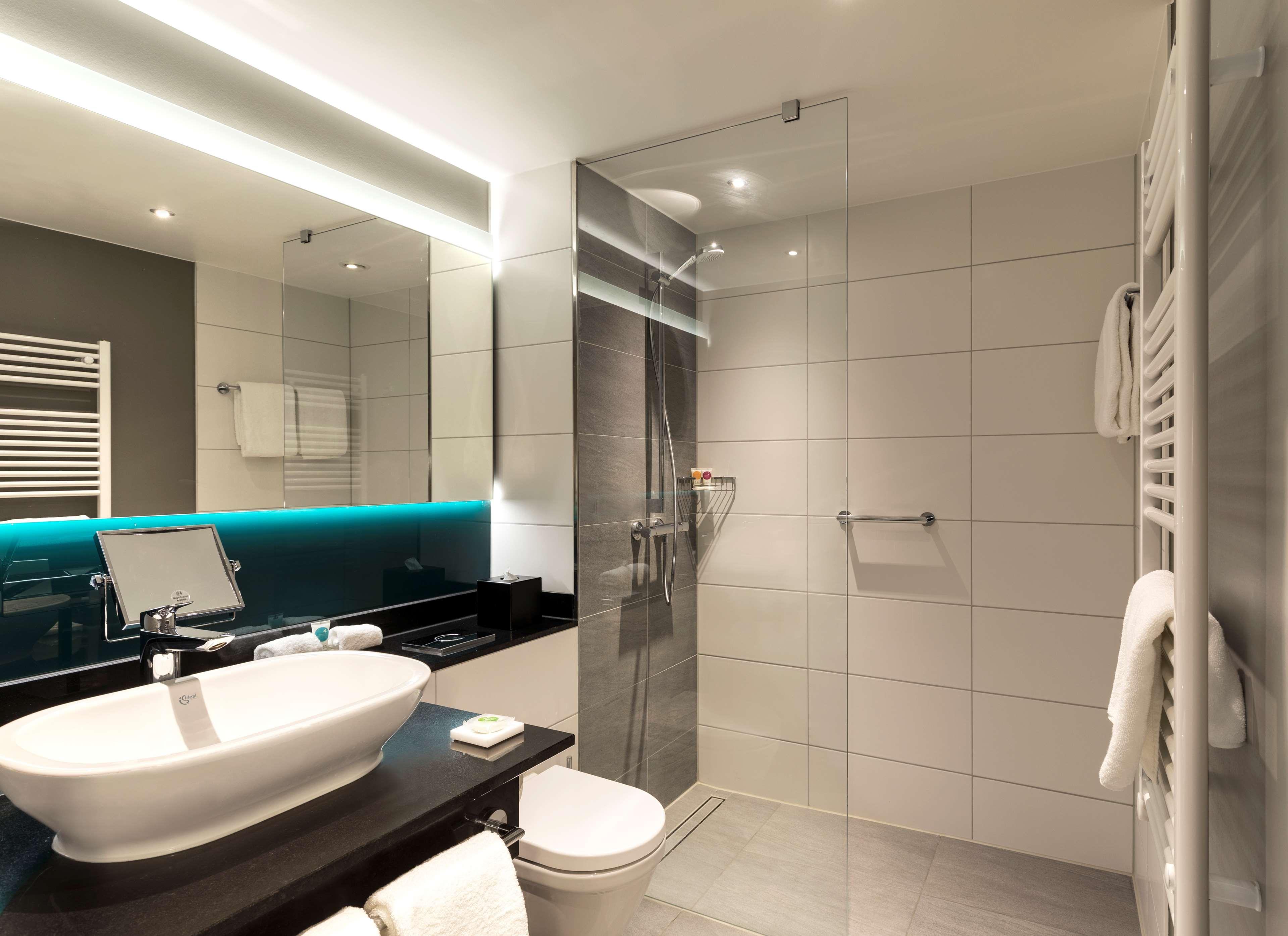 هتل Hyatt Place Frankfurt Airport فرانکفورت