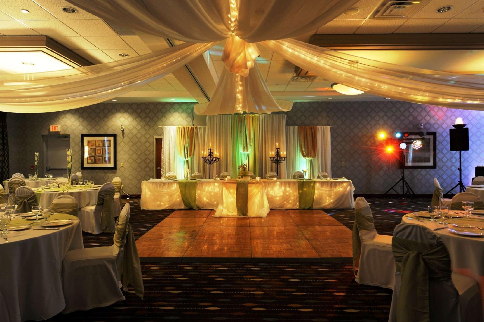 هتل Hampton Inn Suites By Hilton Hamilton/Brantford Brantford