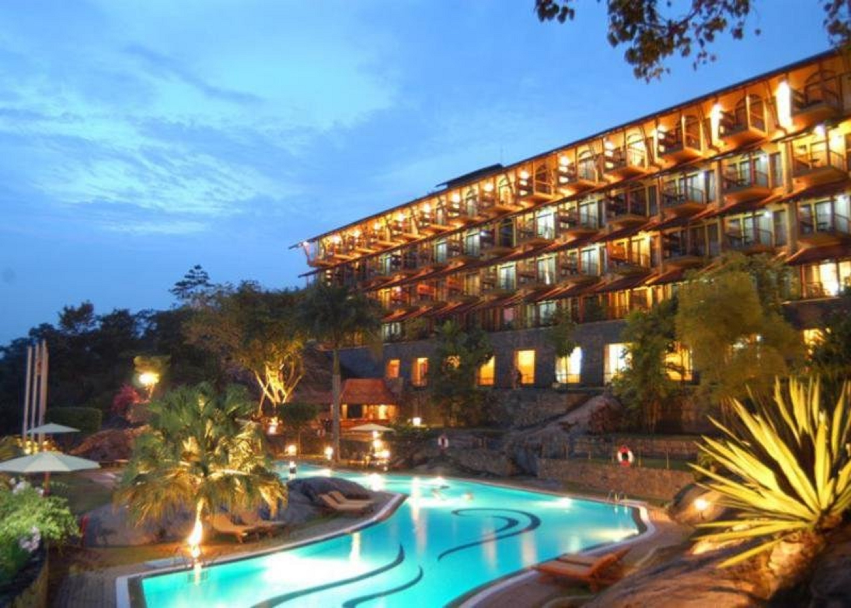 Alibaba https://cdn.alibaba.ir/ostorage/hotel/images/85D02737/F685C8D5FE3D83C1EBF15C1E591BC0D0.jpg
