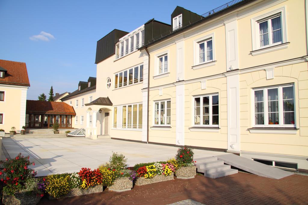 هتل Zum Kurfürst مونیخ