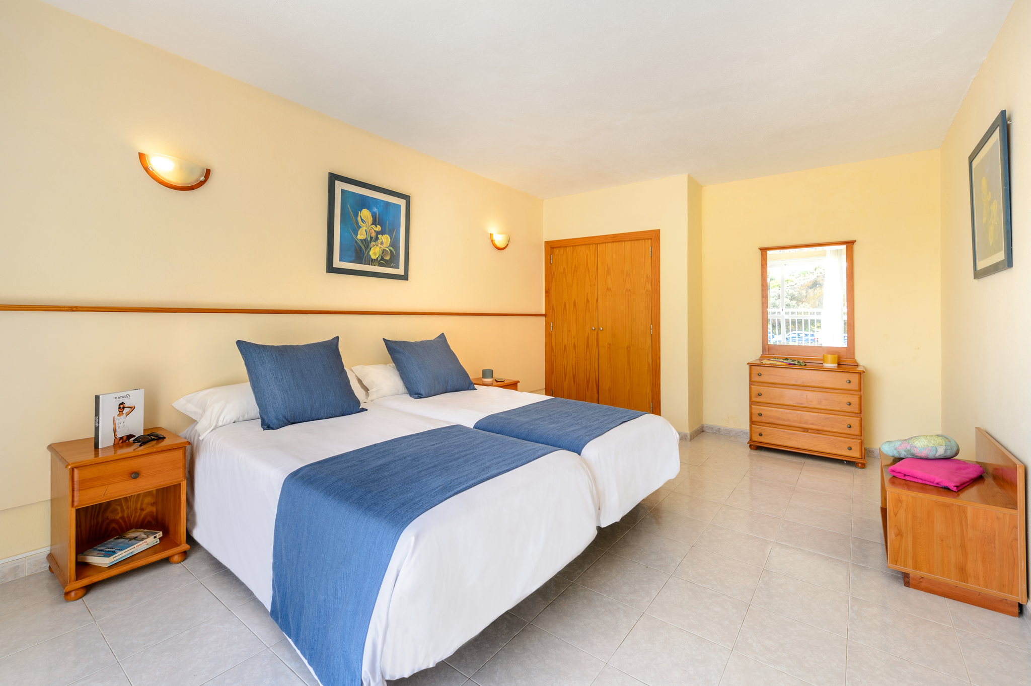 هتل Apartamentos Vibra Tropical Garden Ibiza City