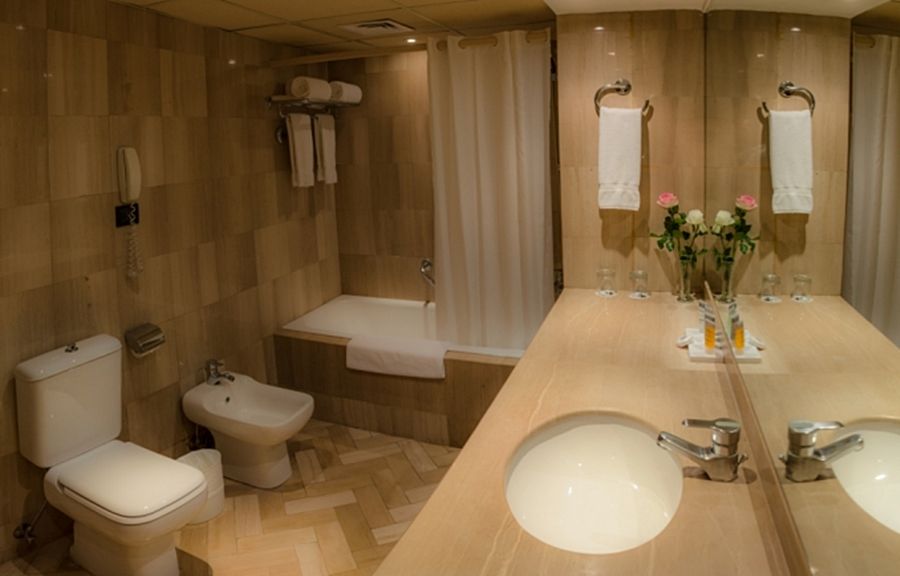 هتل Le Commodore Hotel بیروت