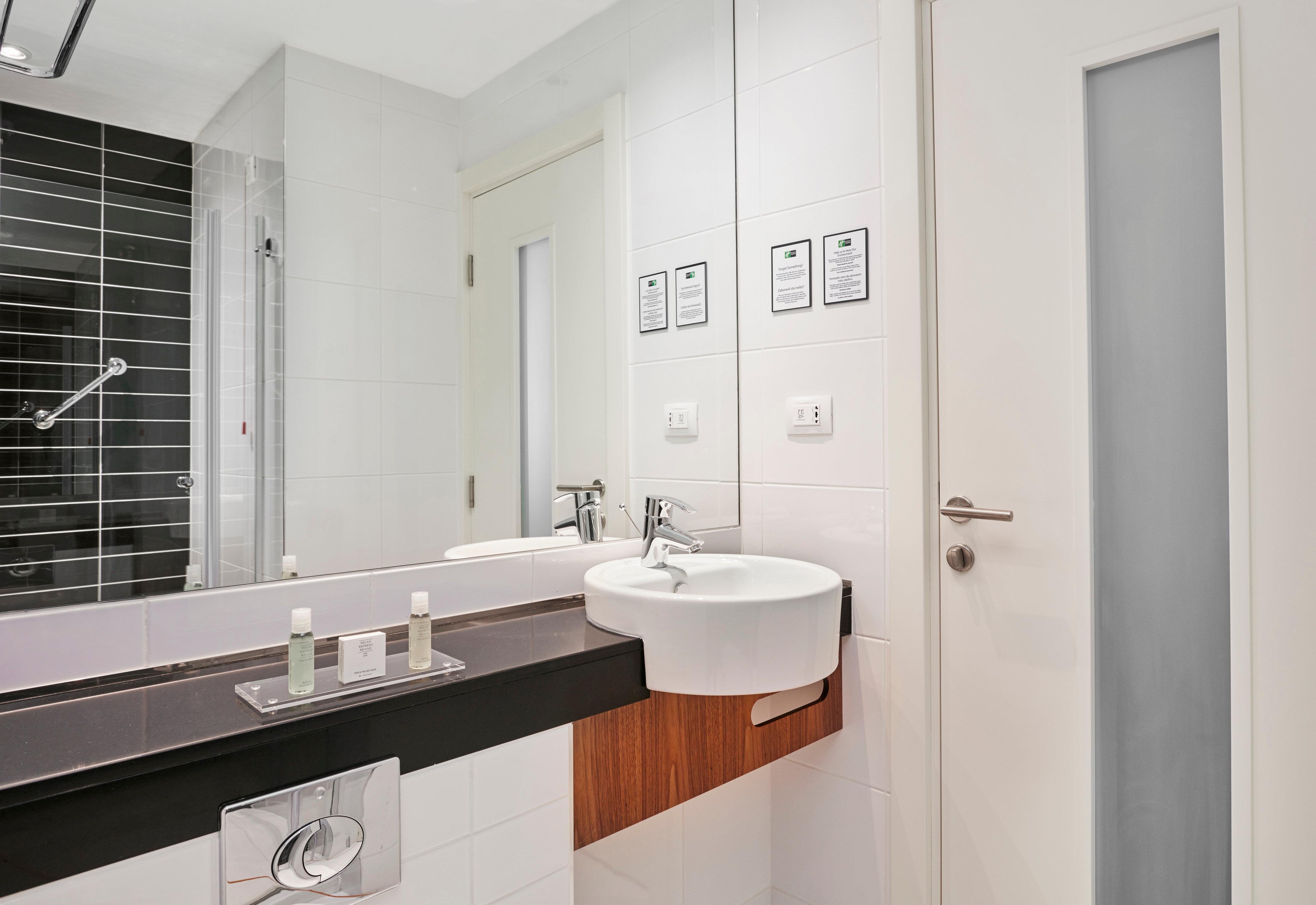 هتل Holiday Inn Express Belgrad بلگراد