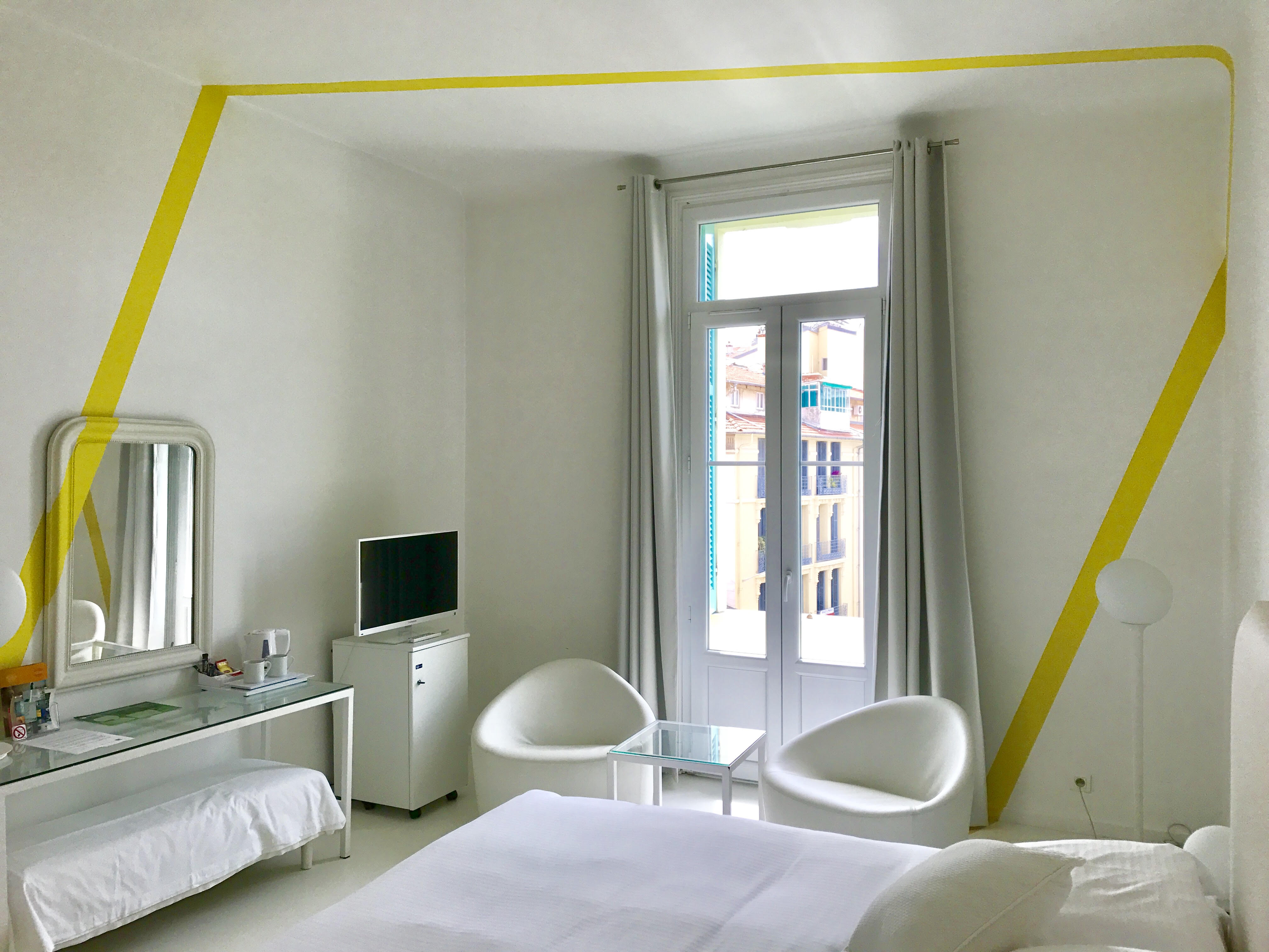 هتل Le Windsor, Jungle Art Hotel نیس