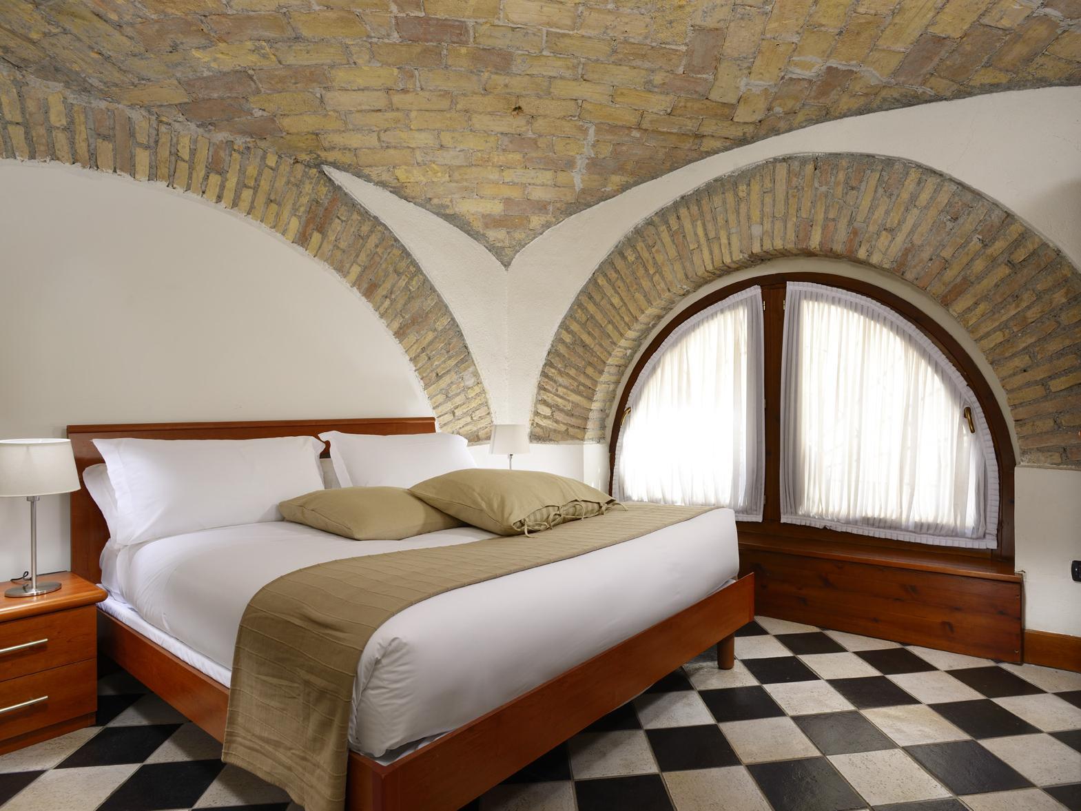 Alibaba https://cdn.alibaba.ir/ostorage/hotel/images/87813217/3A5E9492A3C40A7198D3C5EDF35C14EC.jpg