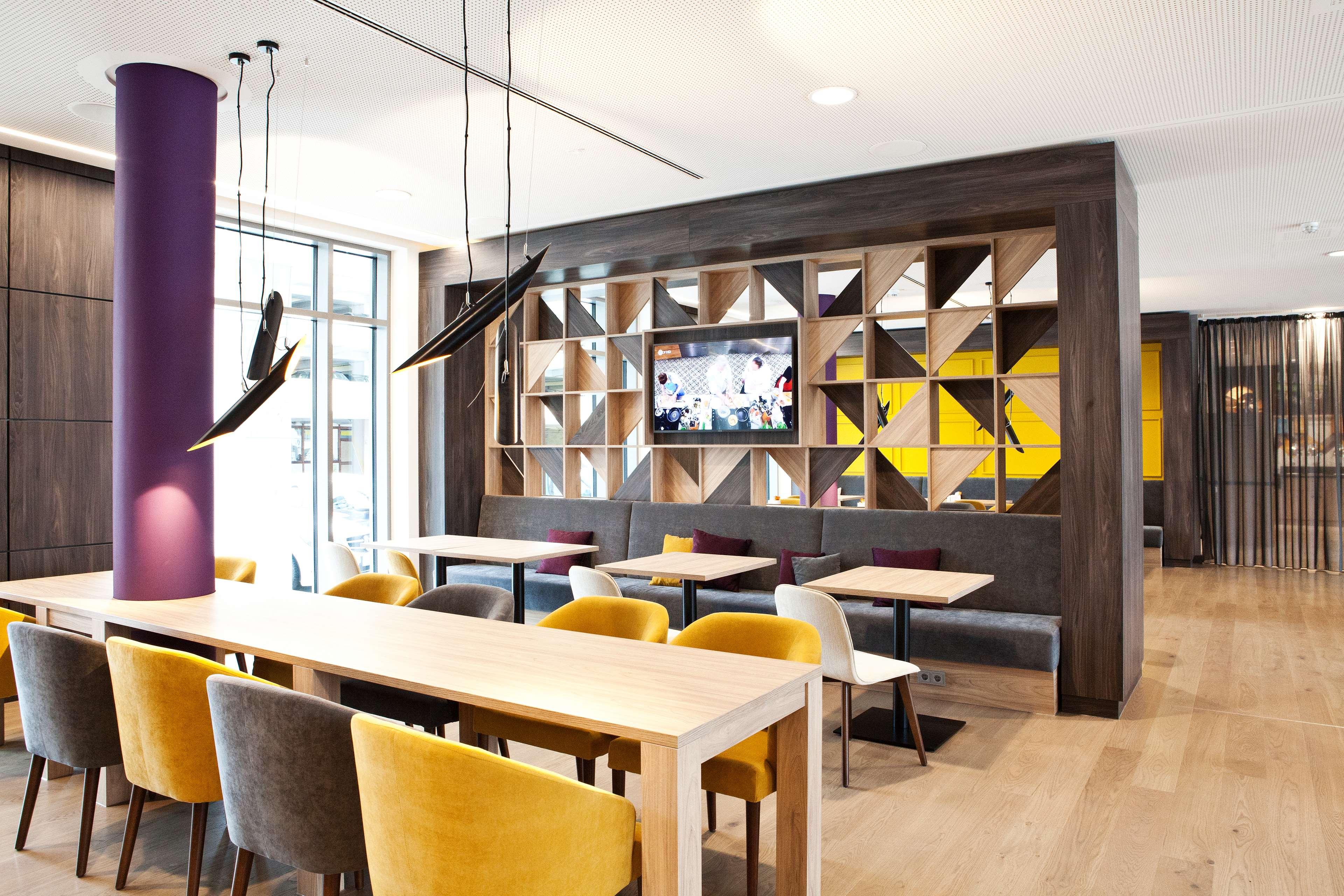 هتل Hampton by Hilton Dortmund Phoenix See دورتموند