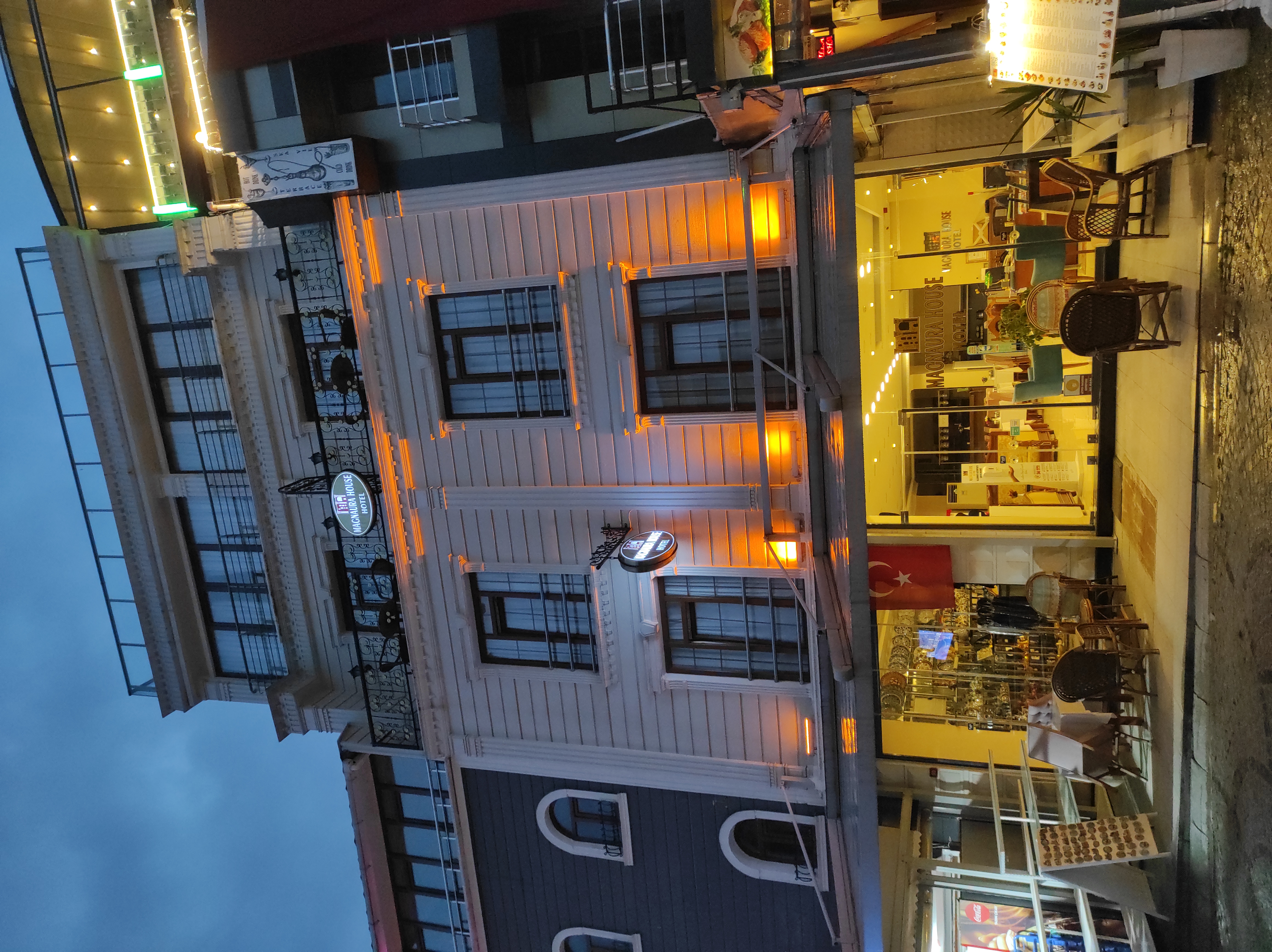 هتل Magnaura House استانبول