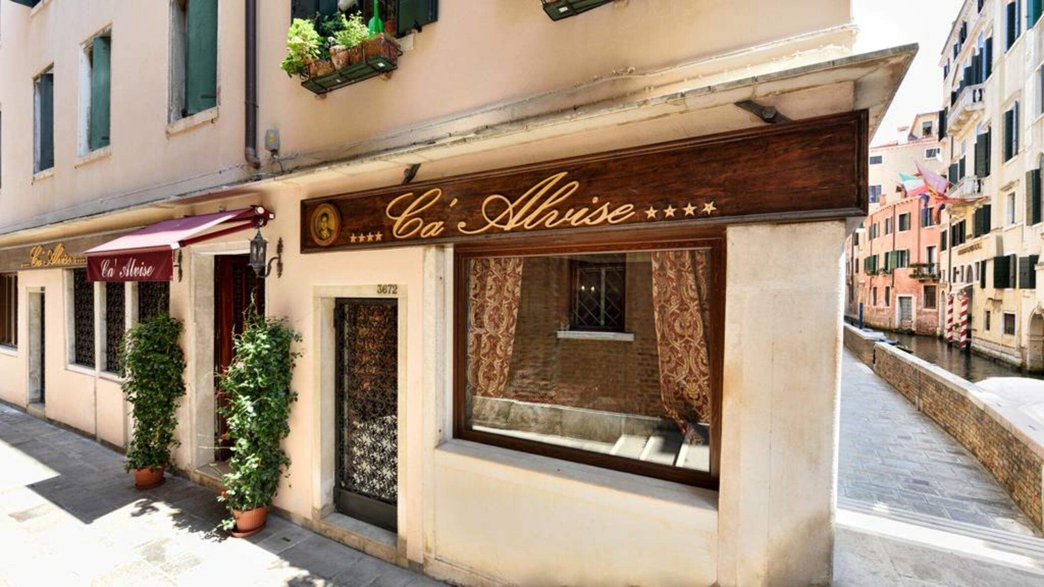 Alibaba https://cdn.alibaba.ir/ostorage/hotel/images/88240647/9FA7D6441B04E2F55EEC1F685FE4590C.jpg