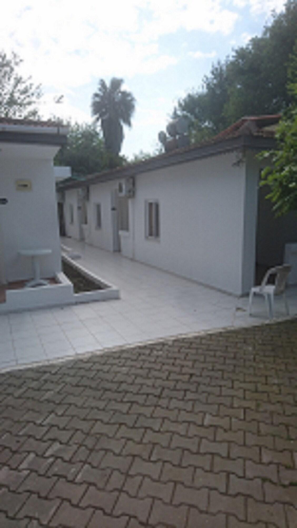 Alibaba https://cdn.alibaba.ir/ostorage/hotel/images/88AF350B/B300E0FC6F99480321065D30FE97750C.jpg