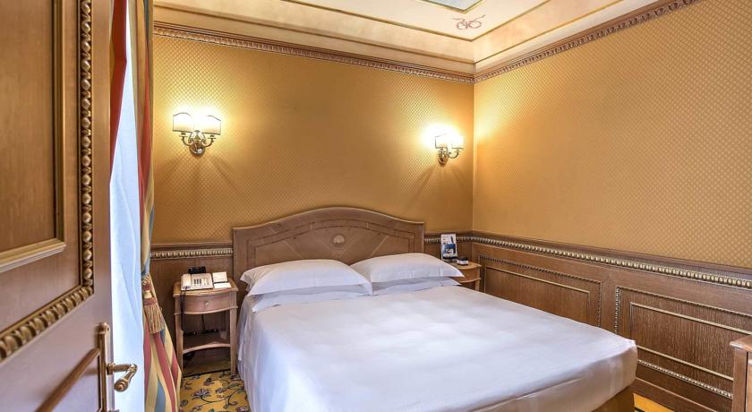 هتل River Palace رم