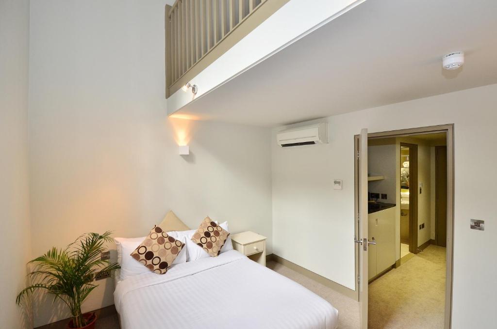هتل So Arch Hotel لندن