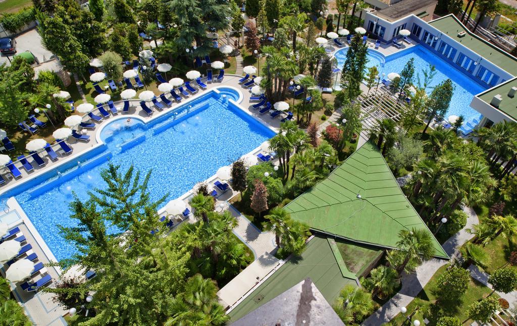 هتل Grand Hotel Terme Trieste & Victoria Abano Terme