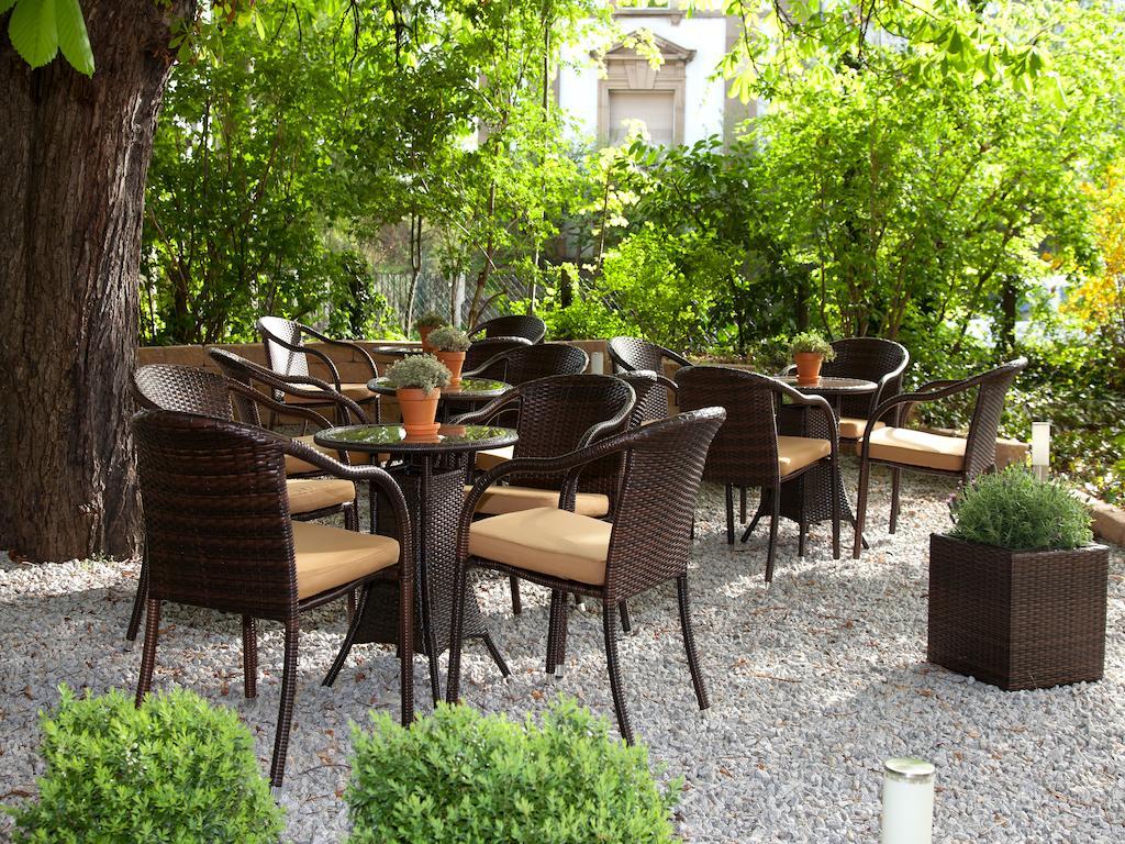 هتل Spalentor باسل