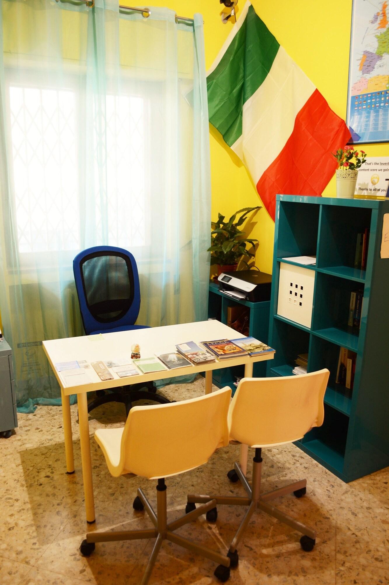 هتل Olive Tree باری