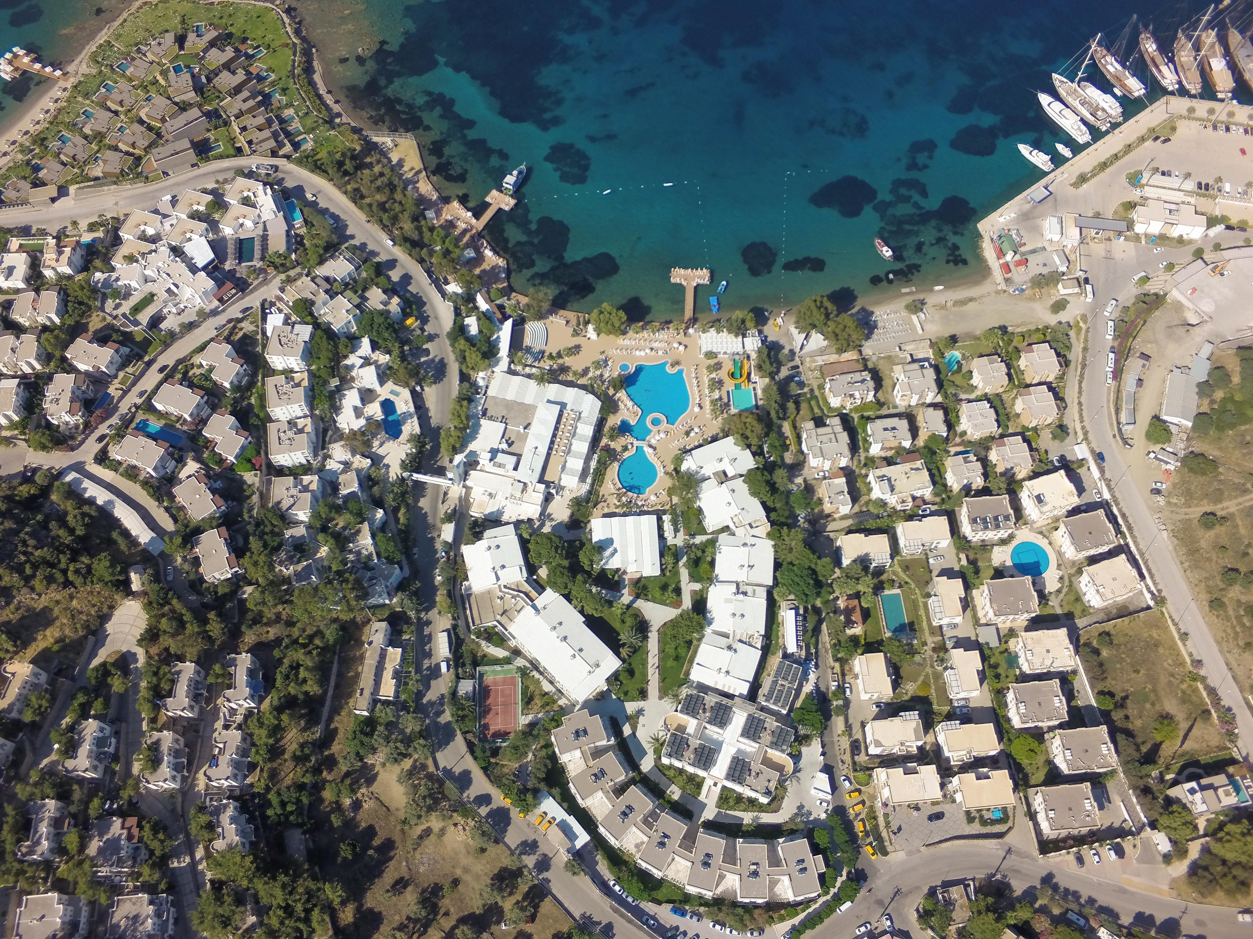 Alibaba https://cdn.alibaba.ir/ostorage/hotel/images/8A0D4398/F06B7675EDE002D48F8A35F65044823D.jpg