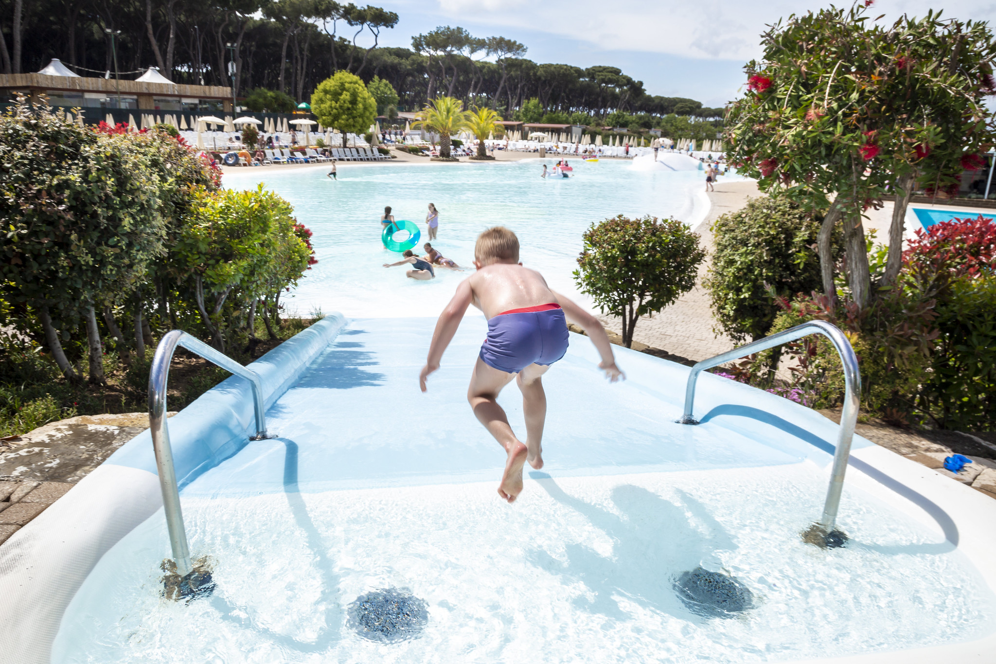 هتل Fabulous Village رم