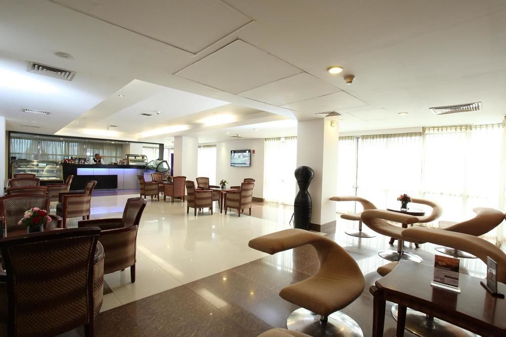 هتل Dhaka Regency Hotel & Resort داکا