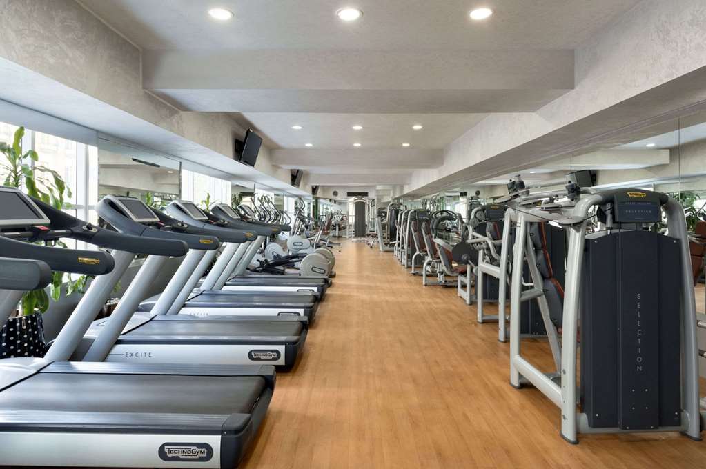 هتل Wyndham Grand Regency Doha دوحه