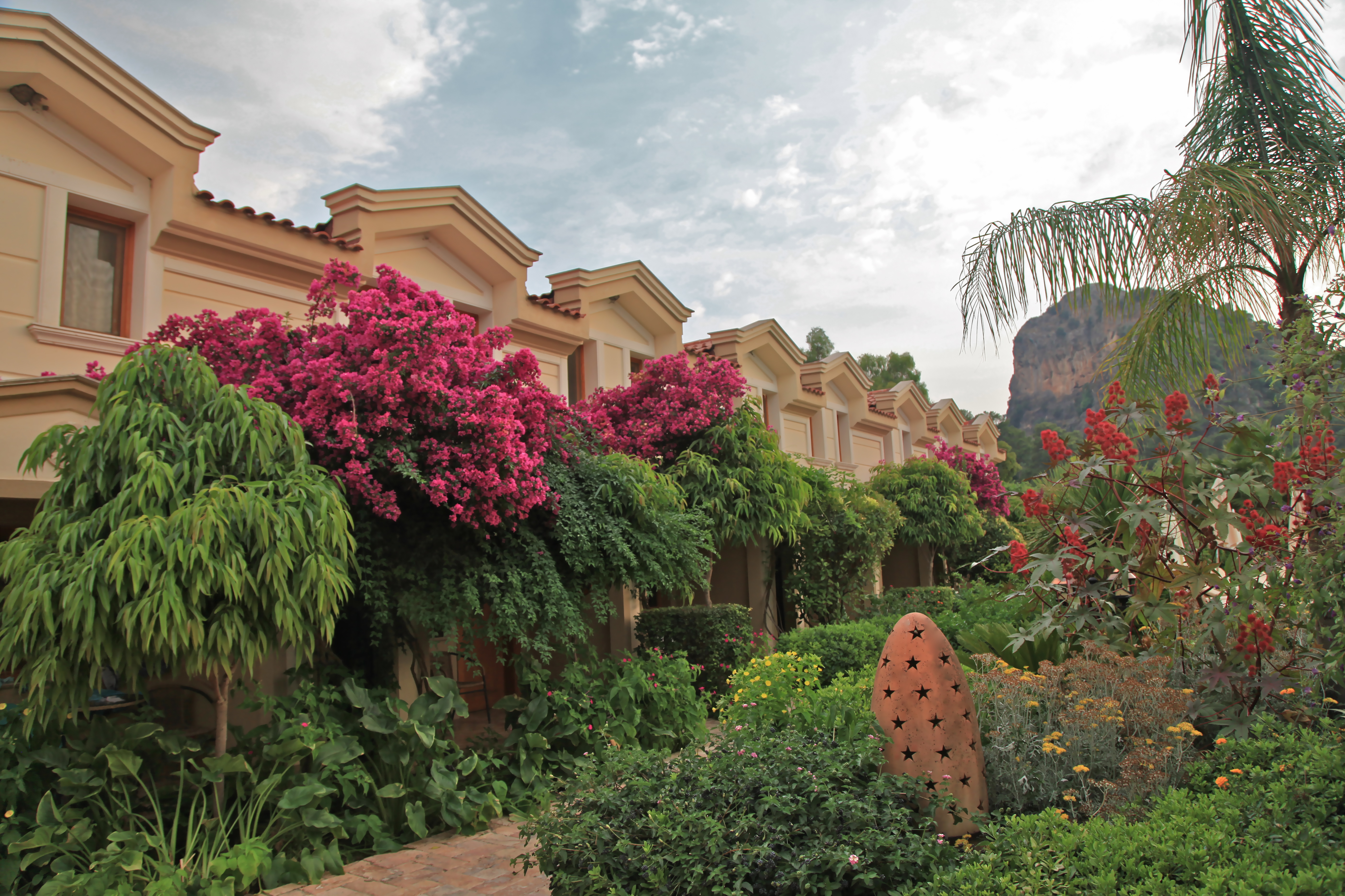 Alibaba https://cdn.alibaba.ir/ostorage/hotel/images/8BB3AE9E/ADCAF1126ED581E00DD3698C3D32907B.jpg