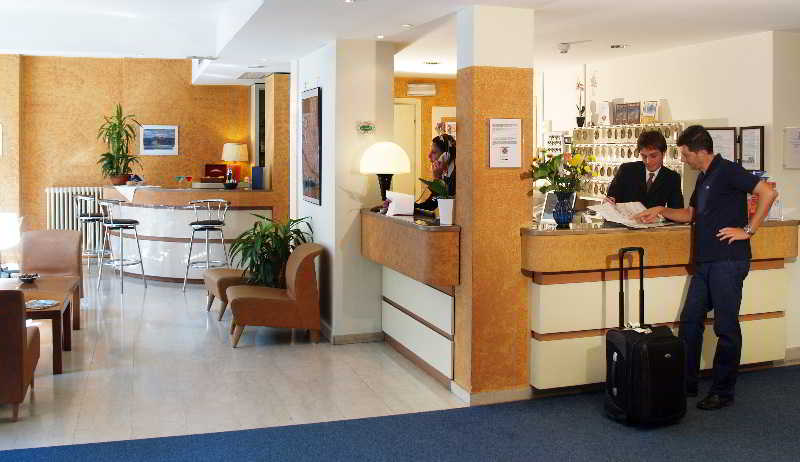 Alibaba https://cdn.alibaba.ir/ostorage/hotel/images/8C54EF9B/2B722F9D7AC0FDF0111F6DE1005380AB.jpg