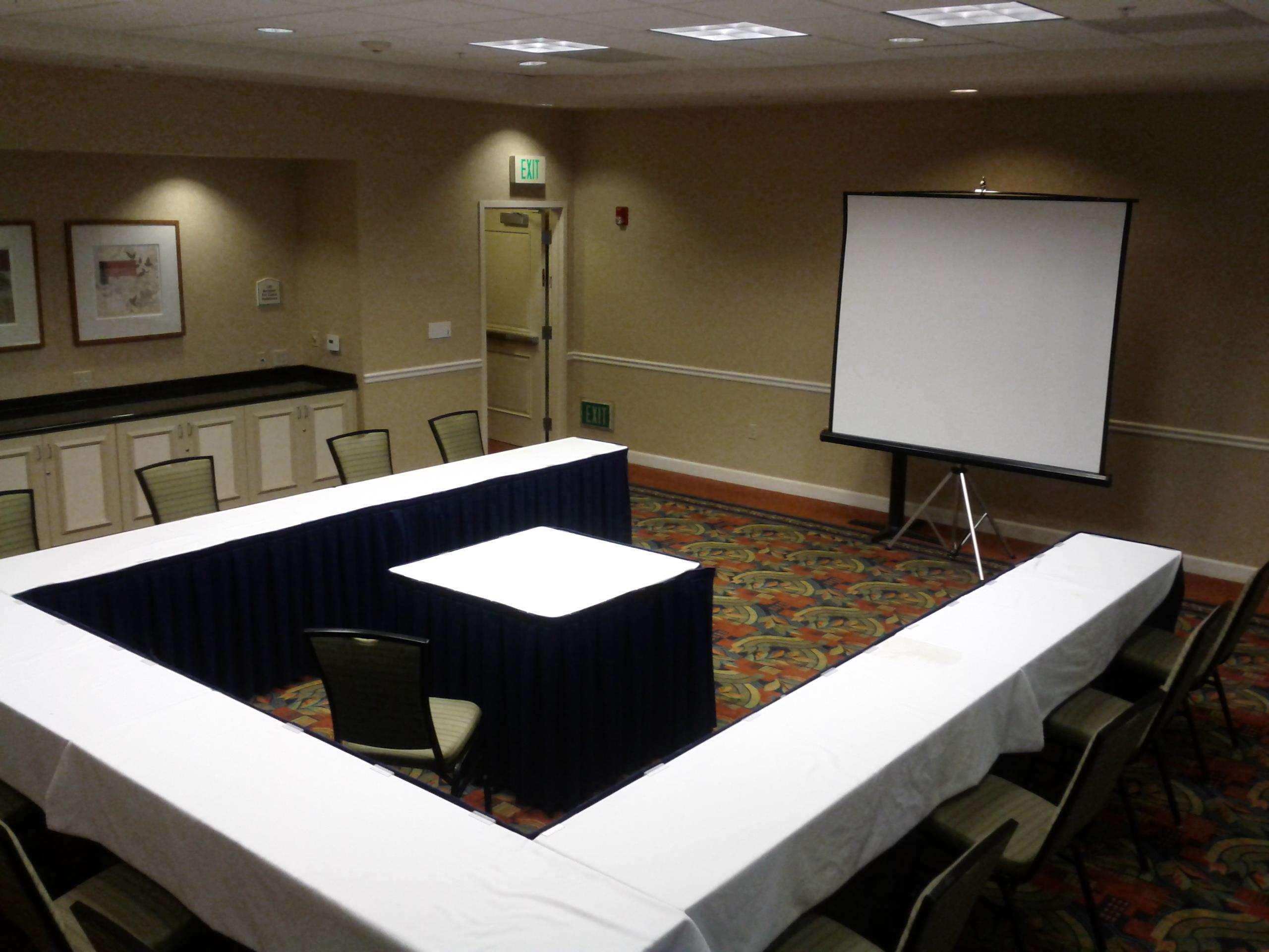 هتل Hilton Garden Inn Oxnard/Camarillo Oxnard