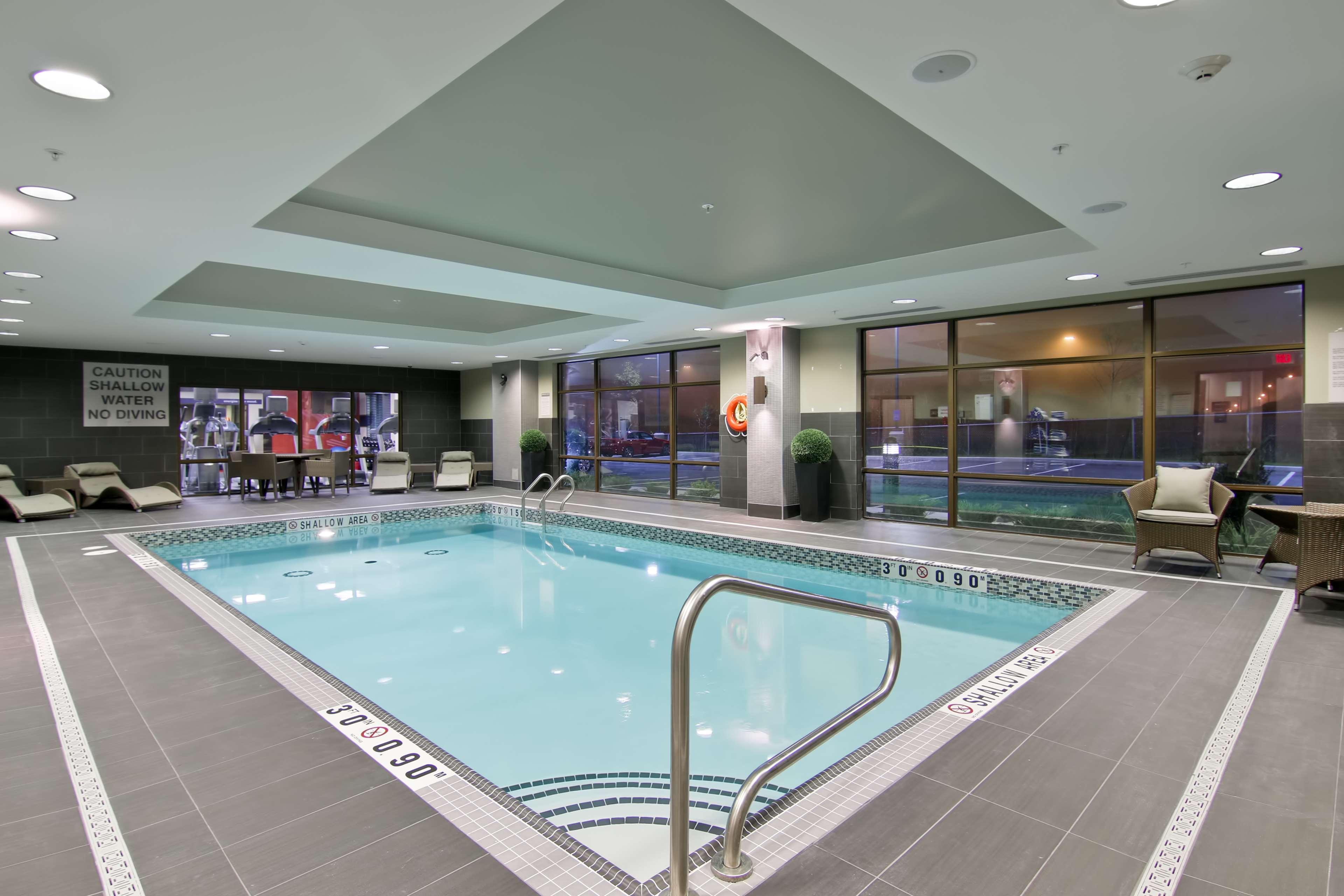 هتل Hampton Inn And Suites By Hilton Toronto Markham Markham