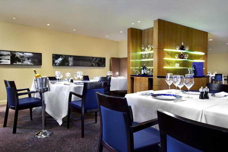 هتل Sheraton Paris Airport Hotel & Conference Centre Roissy-en-France