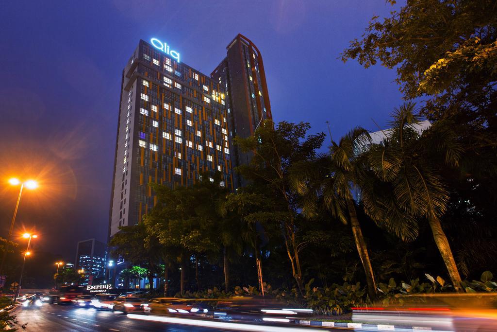 هتل Qliq Damansara Petaling Jaya