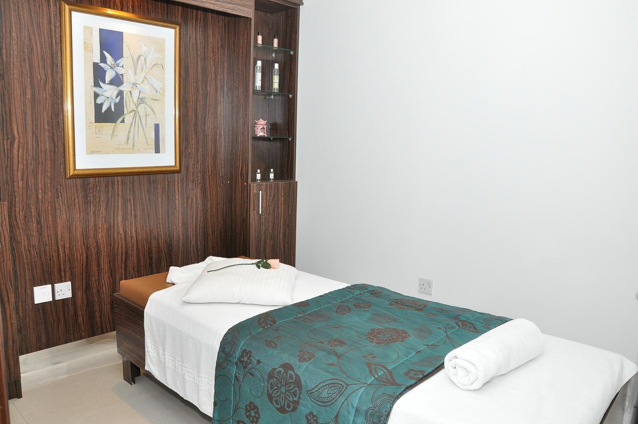 هتل Phoenix Plaza Hotel Apartments ابوظبی