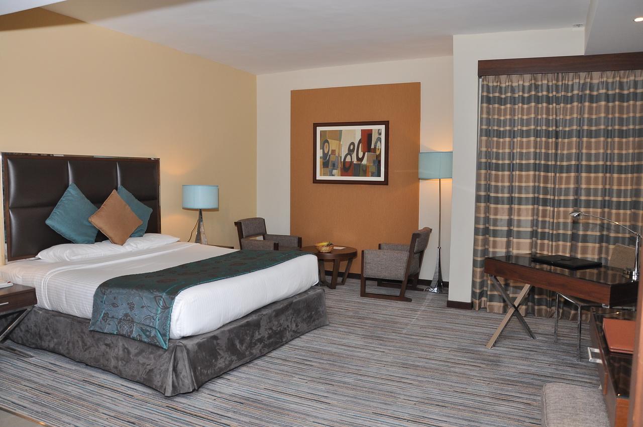 هتل Phoenix Plaza Hotel Apartments ابوظبی