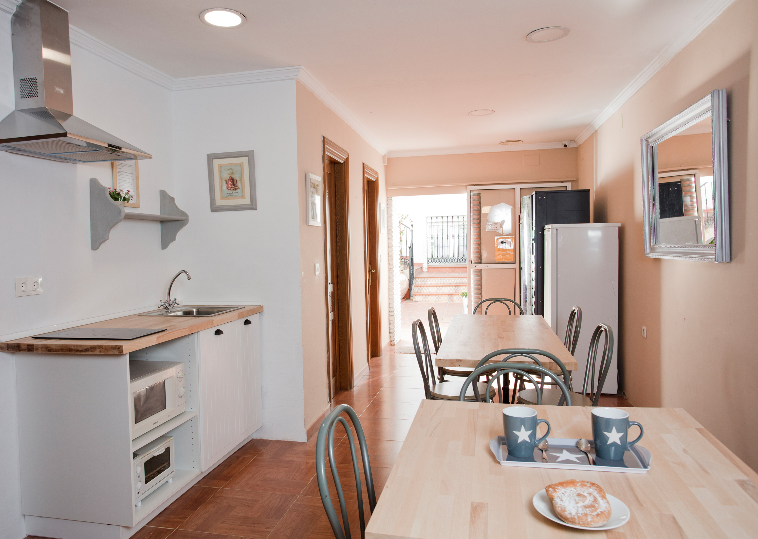 Alibaba https://cdn.alibaba.ir/ostorage/hotel/images/917EDE75/16068924E1C2EC7C7BB1146535FAD068.jpg