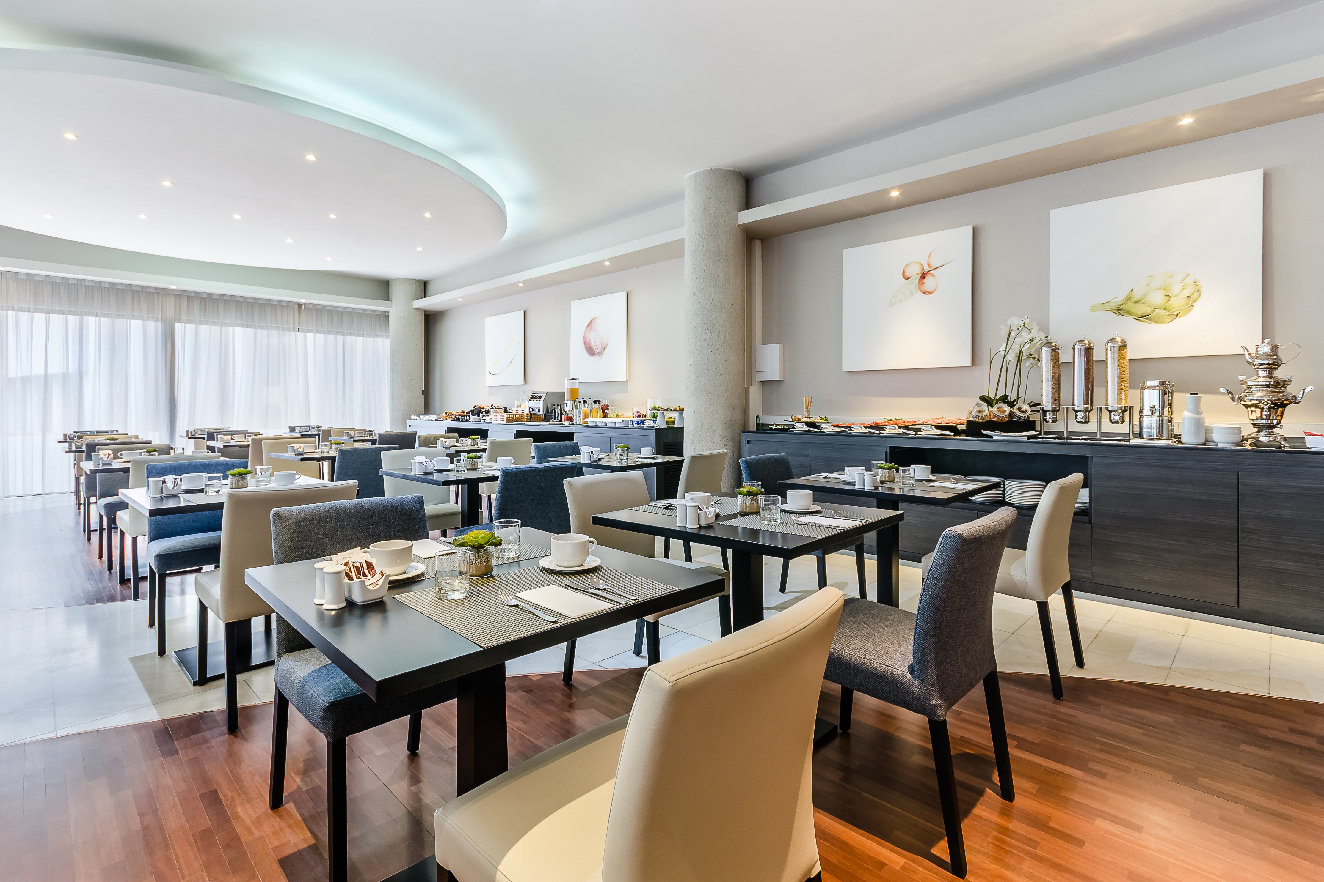 هتل Exe Campus Cerdanyola Del Valles