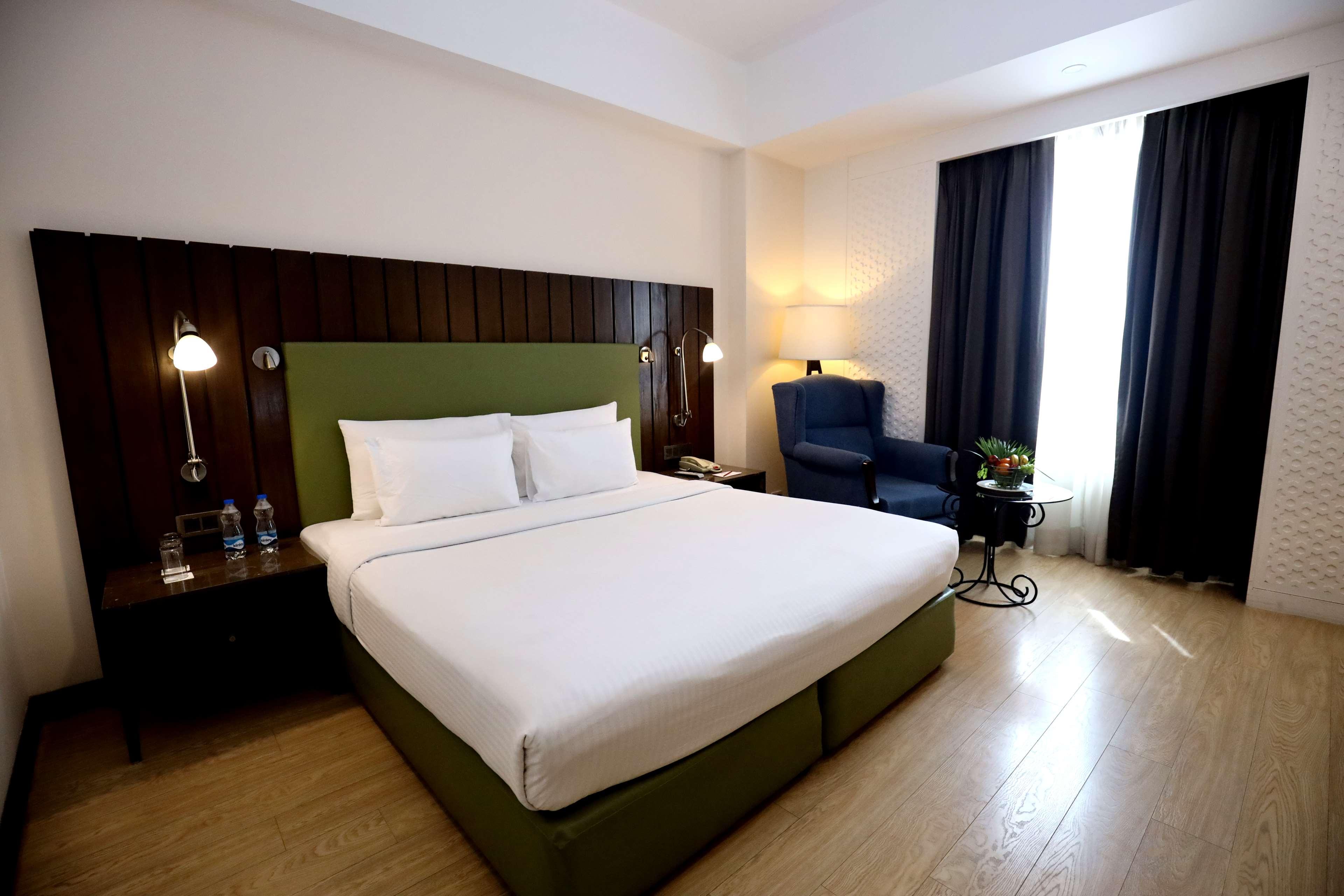 هتل Country Inn & Suites By Carlson, Jalandhar Jalandhar