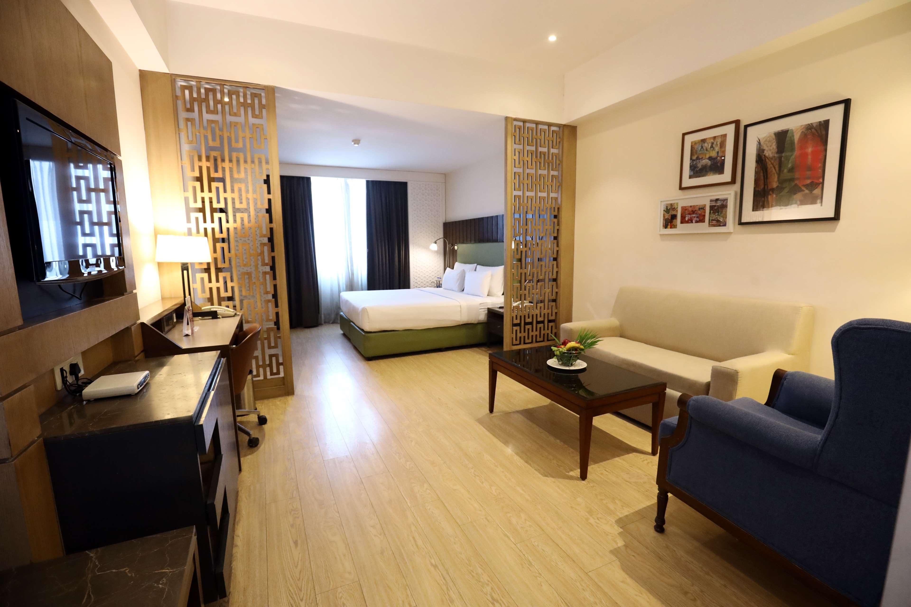 هتل Country Inn & Suites By Carlson, Jalandhar Jalandhar