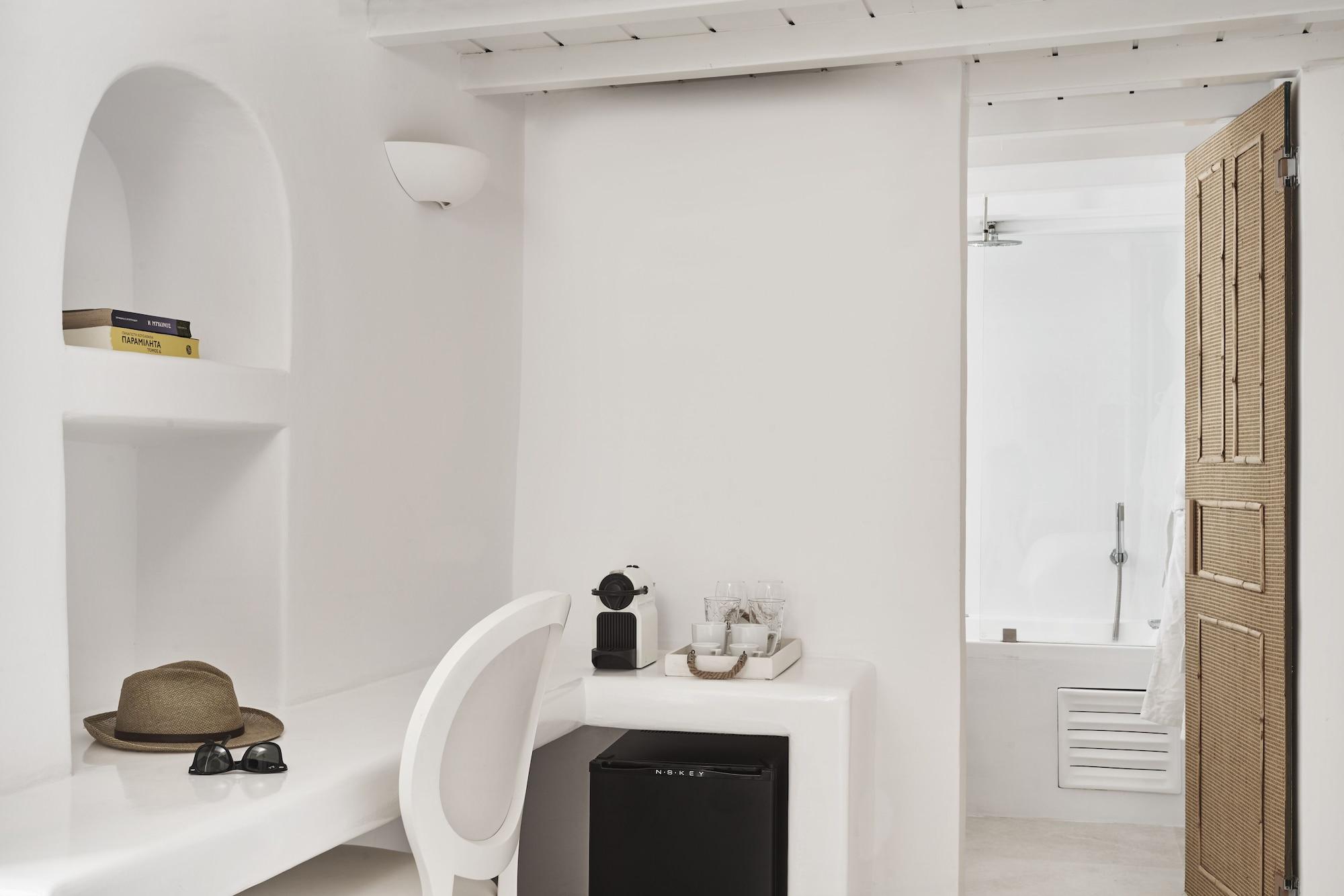 هتل Little Venice Suites میکونوس